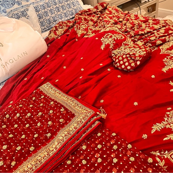 A gorgeous & Royal Embellished Bridal Outfit by Designer Faiza Saqlain - Picture 4 of 14